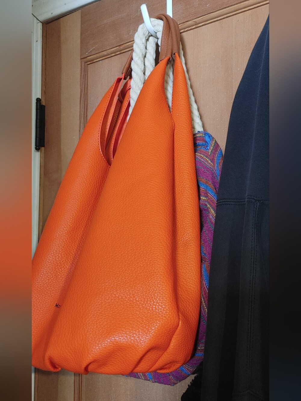 Montana West Slouchy Hobo Bag & Pouch Set - Striking Orange 🍊 NWOT - Picture 3 of 5